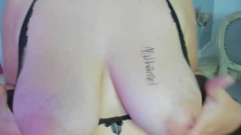 daphne_aris online show from March 2, 7:15 am