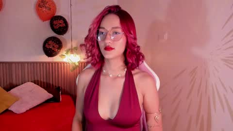 Snapshot of daphne_courtis chatting on October 19, 3:07 am Daphne online show from October 19, 3:07 am