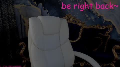 Agatha  online show from December 13, 5:32 pm