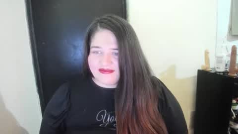 Snapshot of daphnegirlsexxy chatting on March 21, 3:33 am daphnegirlsexxy online show from March 21, 3:33 am