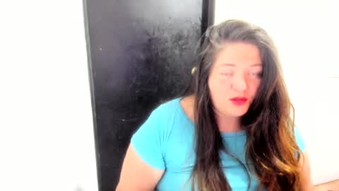 Snapshot of daphnegirlsexxy chatting on July 18, 4:49 am daphnegirlsexxy online show from July 18, 4:49 am