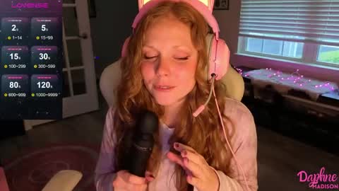Daphne Madison online show from May 22, 11:54 pm