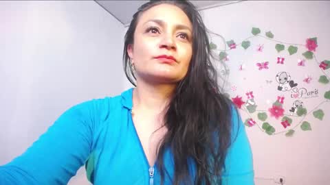 dapnne online show from January 18, 7:58 pm