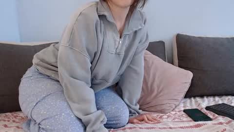 Snapshot of dara6761 chatting on February 5, 1:11 pm Dasha online show from February 5, 1:11 pm