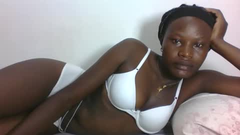 ESTHER online show from January 13, 5:46 am