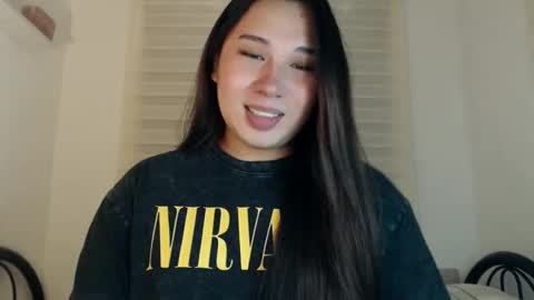 DARCY online show from April 8, 9:15 pm