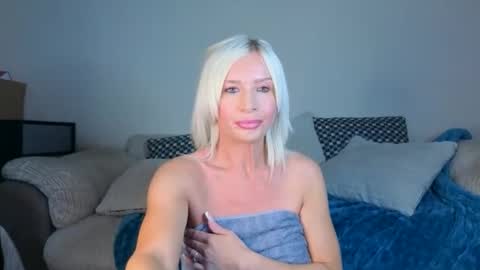 Snapshot of darcydixx chatting on May 19, 11:16 am DarcyDixx If you have requests or dirty talk please use tip online show from May 19, 11:16 am