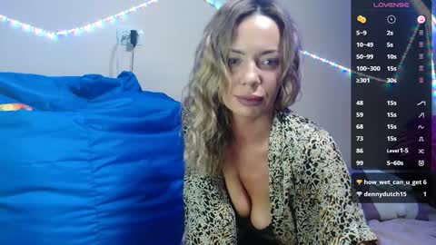 Snapshot of daria_spring chatting on December 5, 6:11 pm Daria online show from December 5, 6:11 pm