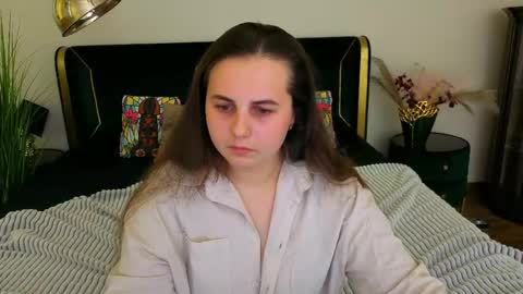 Snapshot of dariacalm chatting on May 2, 5:56 am Daria online show from May 2, 5:56 am