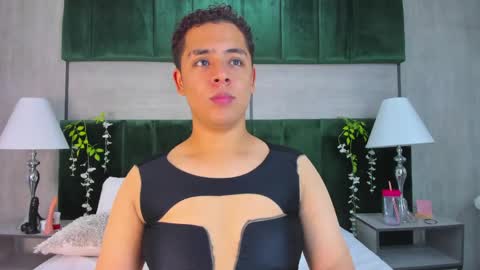 Darian  online show from June 3, 7:30 pm