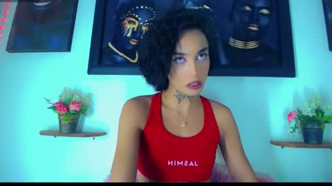 Snapshot of darianna_atehortua chatting on February 20, 6:26 am Dary online show from February 20, 6:26 am