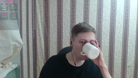 darienlarge online show from March 5, 4:35 pm