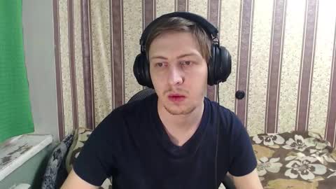 darienlarge online show from November 2, 3:31 am