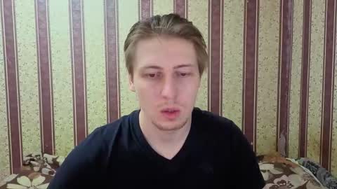 darienlarge online show from December 21, 10:33 am