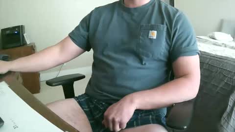 Darren14 online show from April 9, 8:14 pm