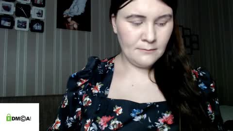 Snapshot of darina_dream chatting on March 5, 9:48 pm Darina Dreams online show from March 5, 9:48 pm