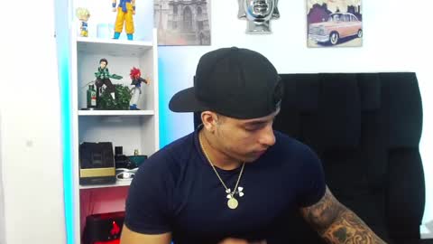 Darius Phoenix  online show from December 24, 3:27 am