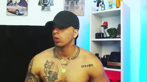 Darius Phoenix  online show from January 3, 5:31 pm