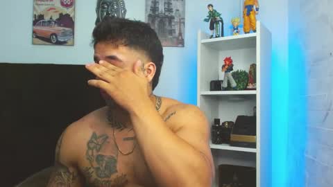 Darius Phoenix  online show from January 14, 3:57 pm