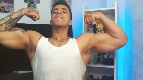 Darius Phoenix  online show from February 28, 3:15 am