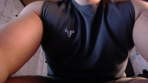 Darius online show from May 9, 1:16 pm