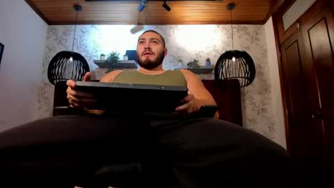 Darius online show from May 25, 11:27 am
