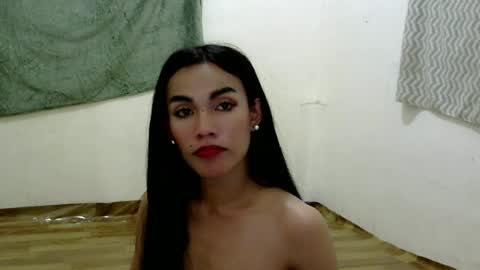 Snapshot of dark_angel000 chatting on July 25, 1:19 pm Angel000 online show from July 25, 1:19 pm