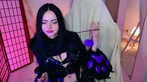 Snapshot of dark_diva chatting on May 27, 1:57 am Diva online show from May 27, 1:57 am