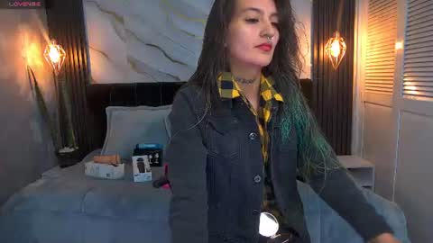 dark_dominika online show from July 2, 7:53 pm