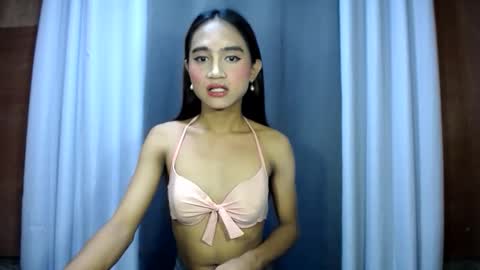 Snapshot of dark_hurohuro19 chatting on April 9, 2:22 am LIANNA online show from April 9, 2:22 am