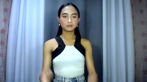 Snapshot of dark_hurohuro19 chatting on April 15, 10:22 am LIANNA online show from April 15, 10:22 am