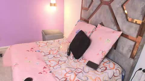 CELESTE online show from December 19, 4:30 am