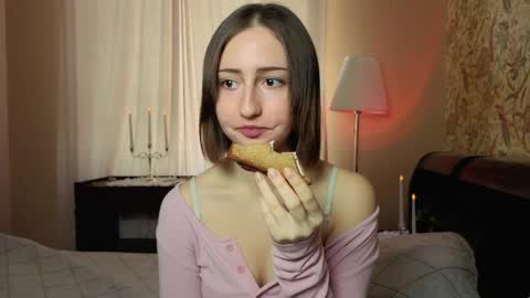 Emily online show from March 27, 7:25 am