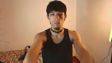 Snapshot of dark_rosse1 chatting on January 8, 1:41 am rosse online show from January 8, 1:41 am