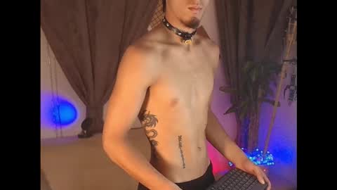 Snapshot of dark_rosse1 chatting on January 11, 1:16 pm rosse online show from January 11, 1:16 pm