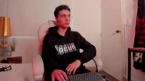 dark_sun333 online show from October 9, 9:35 pm