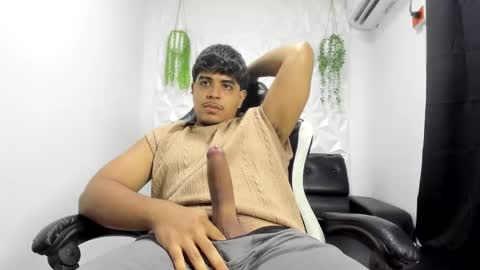 darkalphax01 online show from March 20, 7:52 pm