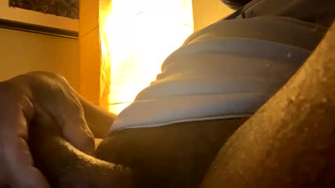 Snapshot of darkandhorney chatting on January 16, 10:19 am darkandhorney online show from January 16, 10:19 am