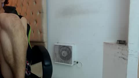 darkknightx01 online show from November 9, 3:05 am