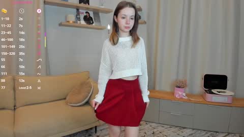 Elizabeth online show from November 25, 8:09 pm