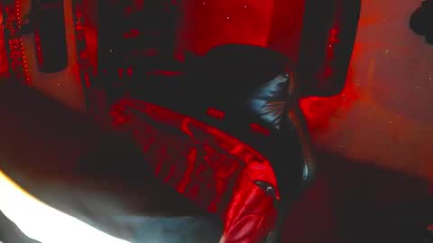   online show from November 20, 9:31 am