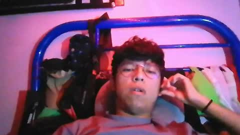 Snapshot of darknex_ chatting on May 14, 7:15 am Jose Ian online show from May 14, 7:15 am