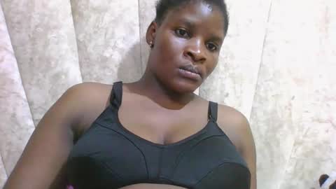 Snapshot of darknipples2 chatting on April 11, 7:40 pm SHANICE online show from April 11, 7:40 pm