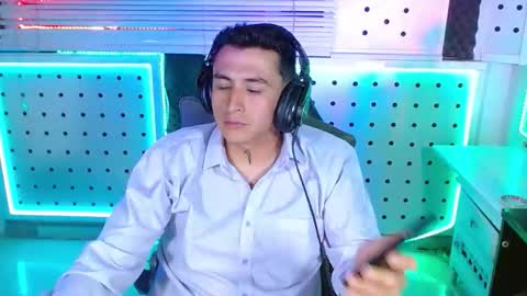 DARKO0717 online show from February 4, 6:36 pm