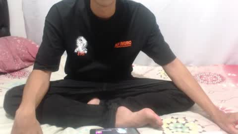 darkr_ider online show from June 25, 3:39 am