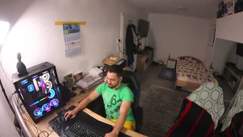 darkschneider_ online show from December 4, 11:46 pm