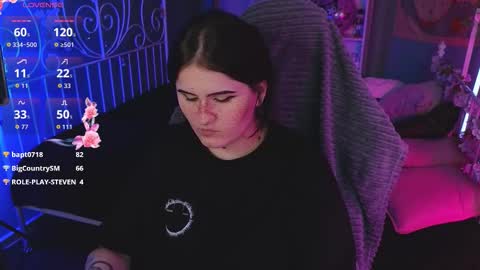 Snapshot of darksh1ne chatting on January 17, 9:18 pm Shine online show from January 17, 9:18 pm