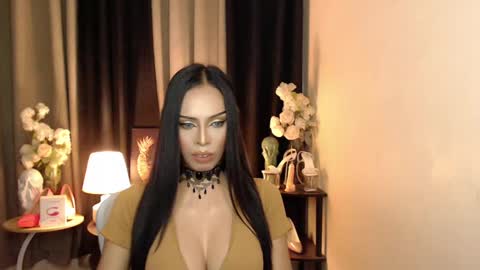 Snapshot of darksoul_mistress chatting on February 2, 11:08 am HAPPY BIRTHDAY MISTRESS MADRIANA online show from February 2, 11:08 am