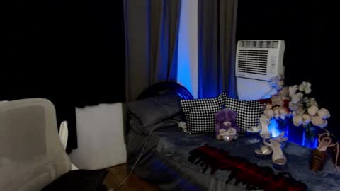 HAPPY BIRTHDAY MISTRESS MADRIANA online show from December 17, 5:30 pm