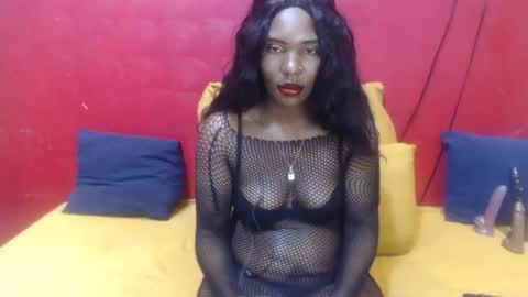 Darksultryxx30 online show from June 16, 7:44 am